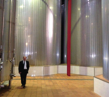 Blend-All-About-Wine-Porto-Cruz-Stored-in-Giant-Stainless-SteelVats-2