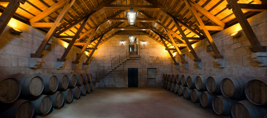 Blend-All-About-Wine-Quinta-dos-Carvalhais-Dão-Cellar