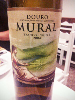 Blend-All-About-Wine-Refreshing news from Quinta do Portal-Mural-white-2004